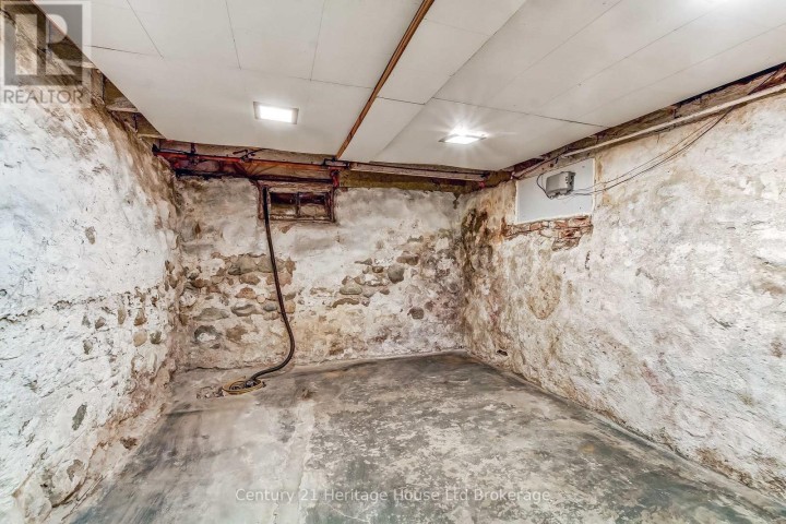 Photo 24 at 152 E Charles Street, Ingersoll - South, Ingersoll