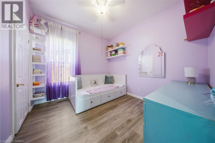 Photo 14 at 38 Mount Pleasant Street, Old West Brant, Brantford