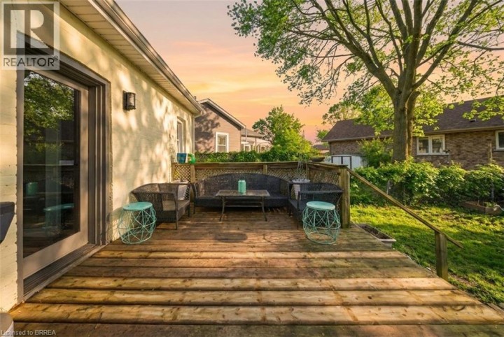Photo 18 at 38 Mount Pleasant Street, Old West Brant, Brantford