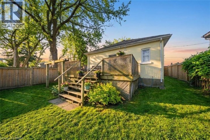 Photo 19 at 38 Mount Pleasant Street, Old West Brant, Brantford