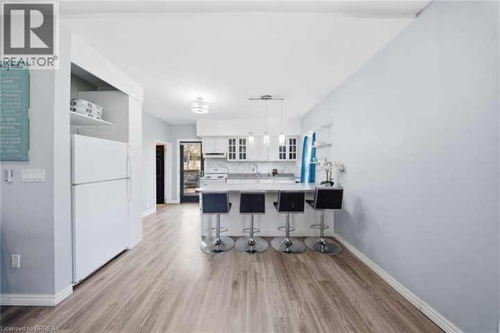 Photo 8 at 38 Mount Pleasant Street, Old West Brant, Brantford