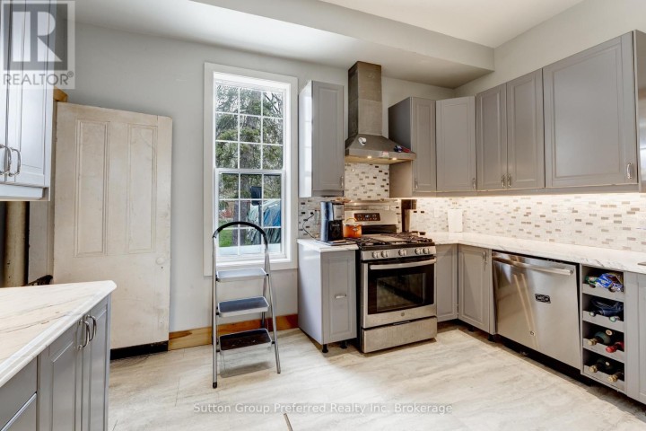 Photo 12 at 4 Clyde Street, Norwich Town, Norwich