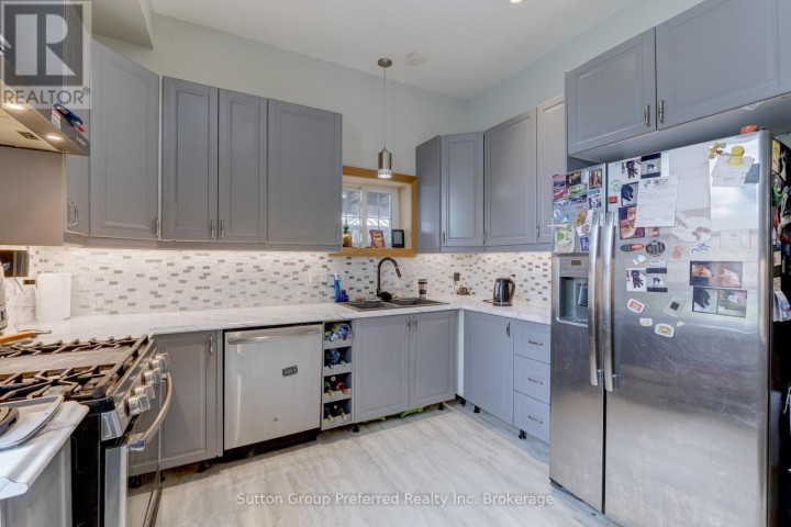 Photo 13 at 4 Clyde Street, Norwich Town, Norwich