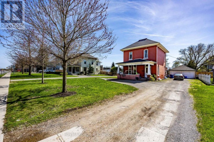 Photo 3 at 267-273 Broadway, Tillsonburg