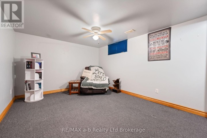 Photo 15 at 318 Broadway Street, Tillsonburg