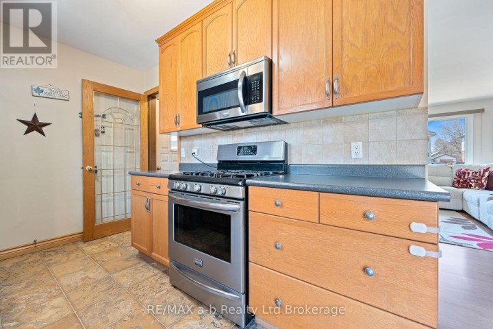Photo 8 at 318 Broadway Street, Tillsonburg