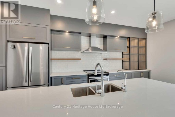 Photo 23 at 706 - 361 Quarter Town Line, Tillsonburg