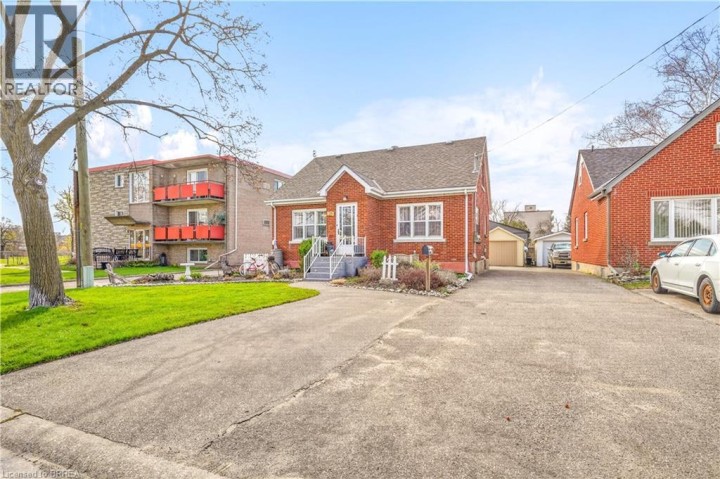 Photo 2 at 32 Fulton Street, Terrace Hill, Brantford