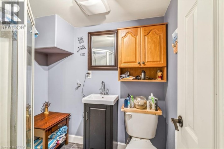 Photo 32 at 32 Fulton Street, Terrace Hill, Brantford