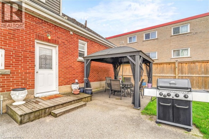 Photo 35 at 32 Fulton Street, Terrace Hill, Brantford