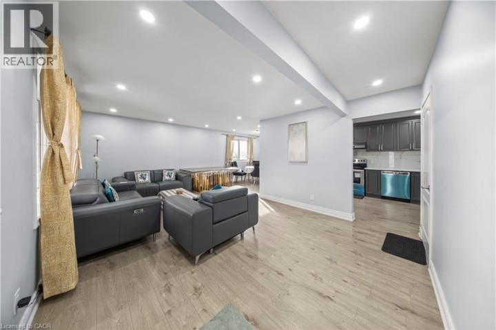 Photo 3 at 42 Tupper Crescent, Heritage Park / Rosemount, Kitchener