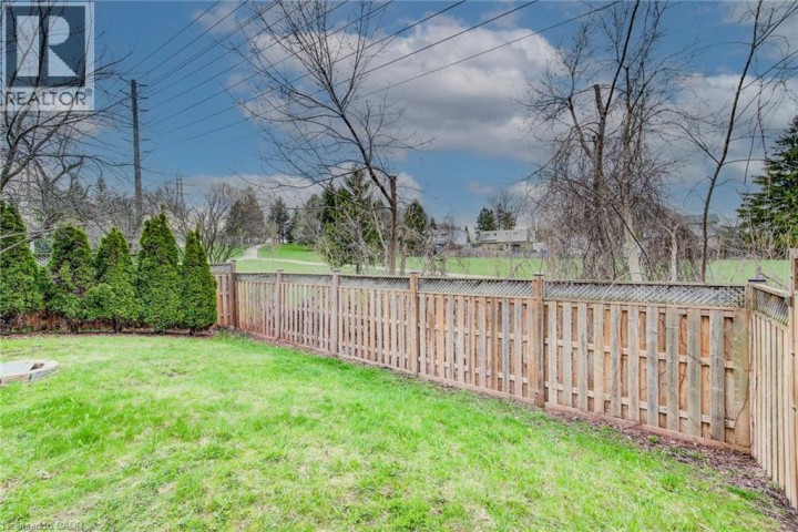 Photo 27 at 183 Dinison Crescent, Laurentian Hills / Country Hills W, Kitchener