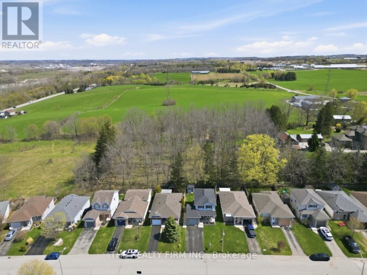 Photo 3 at 26 Rossiter Road, Ingersoll - South, Ingersoll