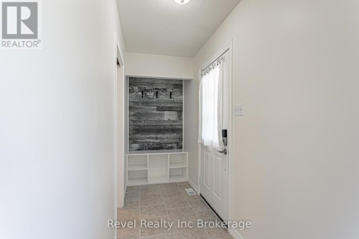 Photo 10 at 51 Van Norman Drive, Tillsonburg