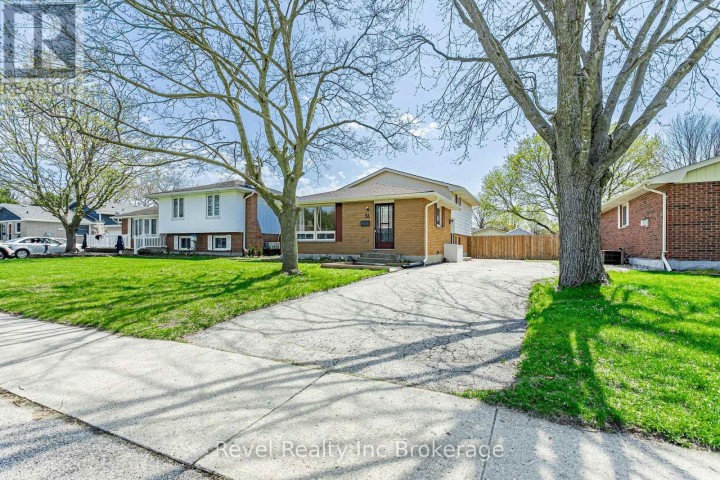 Photo 8 at 51 Van Norman Drive, Tillsonburg