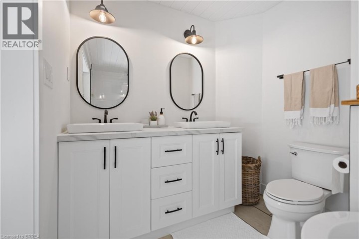 Photo 24 at 7 Colonial Crescent, Cedarland, Brantford