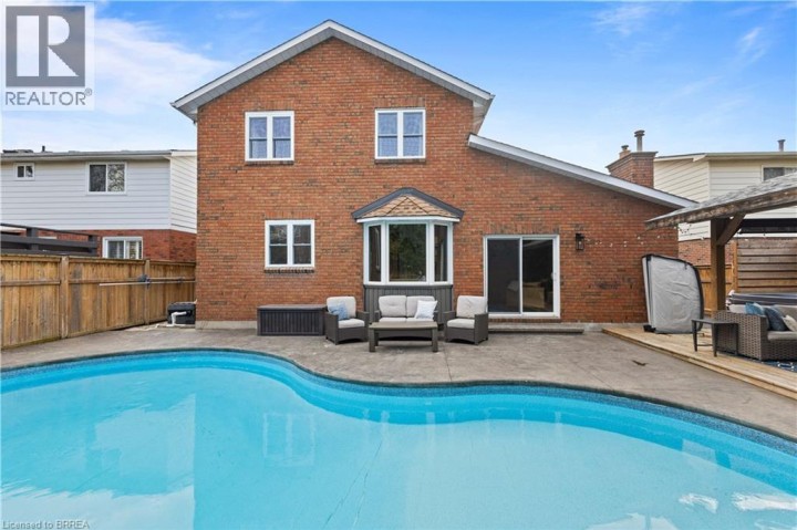 Photo 41 at 7 Colonial Crescent, Cedarland, Brantford
