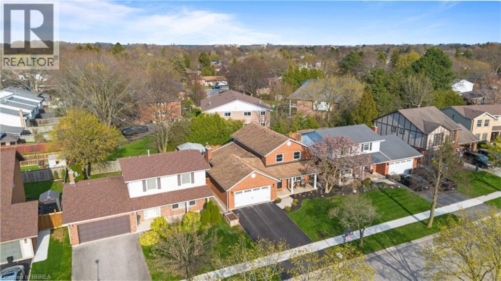 Photo 46 at 7 Colonial Crescent, Cedarland, Brantford