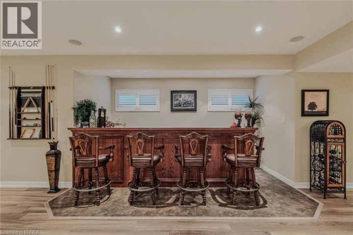 Photo 35 at 9 Rue Chateaux Terrace, Tutela Heights, Brantford