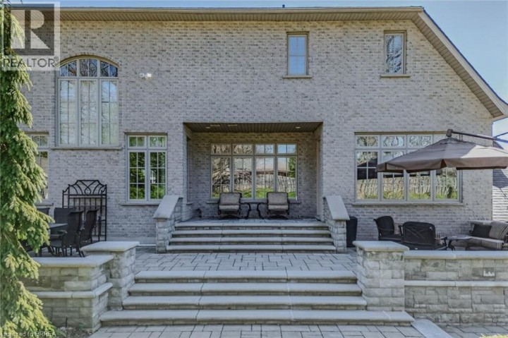 Photo 41 at 9 Rue Chateaux Terrace, Tutela Heights, Brantford
