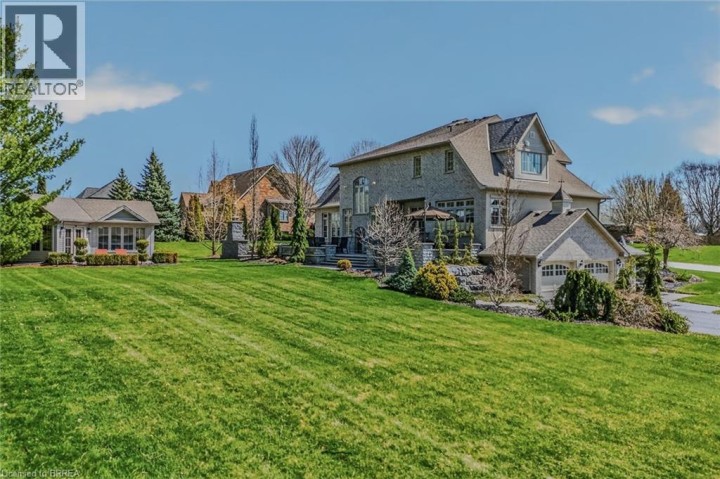 Photo 45 at 9 Rue Chateaux Terrace, Tutela Heights, Brantford