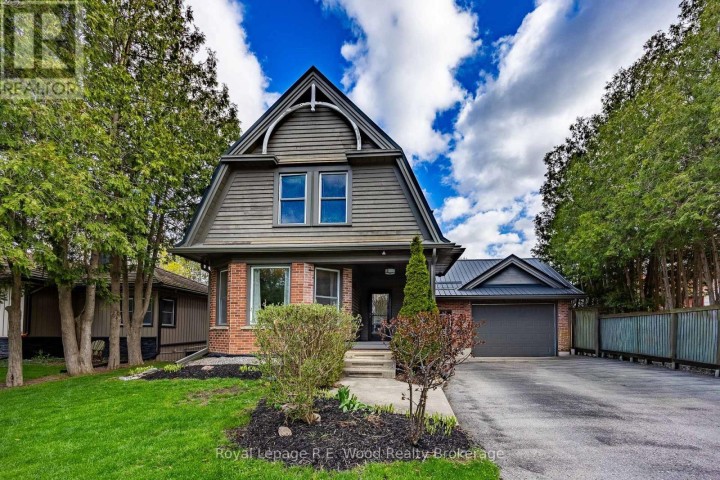 Photo 2 at 10 George Street, Tillsonburg