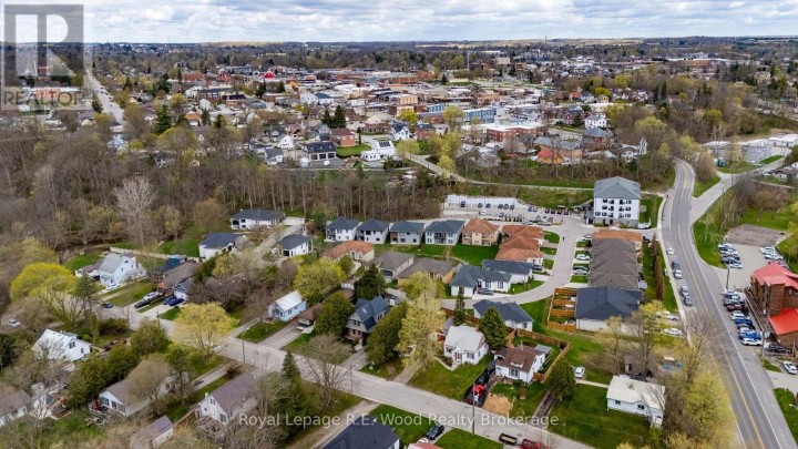 Photo 39 at 10 George Street, Tillsonburg