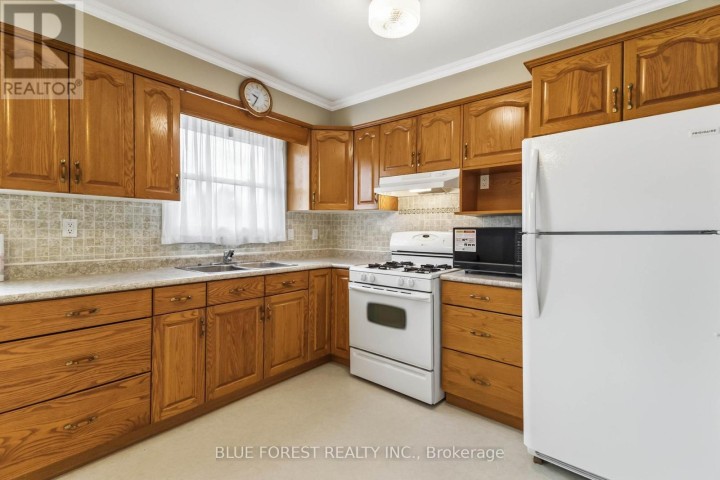 Photo 20 at 2 Wadsworth Drive, Ingersoll - South, Ingersoll