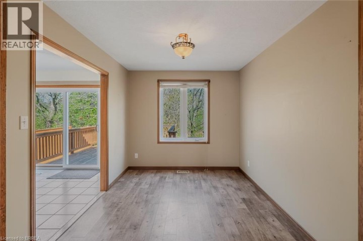 Photo 16 at 44 Donegal Drive, Donegal / Mcguiness, Brantford