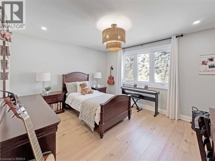 Photo 32 at 360 Robinson Road, Sw Rural, Brantford