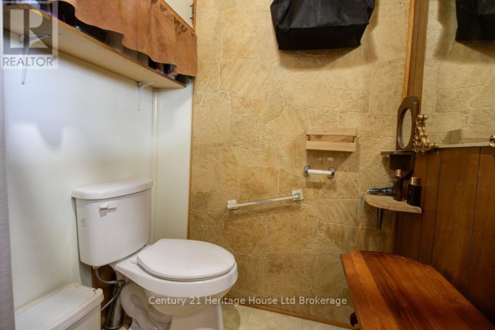 Photo 11 at 242 S Wonham Street, Ingersoll - South, Ingersoll