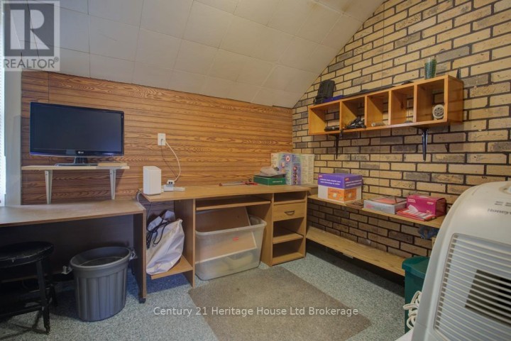 Photo 15 at 242 S Wonham Street, Ingersoll - South, Ingersoll