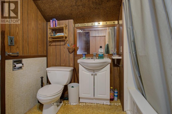 Photo 16 at 242 S Wonham Street, Ingersoll - South, Ingersoll