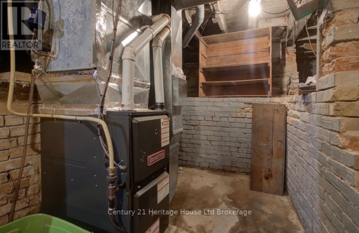 Photo 18 at 242 S Wonham Street, Ingersoll - South, Ingersoll