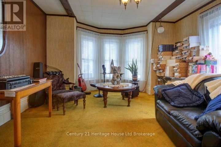 Photo 3 at 242 S Wonham Street, Ingersoll - South, Ingersoll