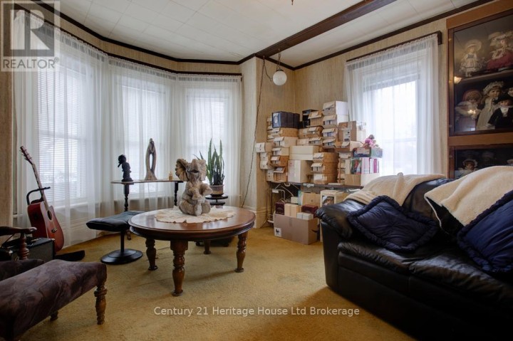 Photo 5 at 242 S Wonham Street, Ingersoll - South, Ingersoll