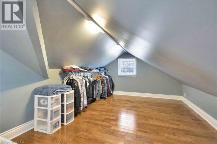 Photo 19 at 21 Sussex Avenue, Terrace Hill, Brantford