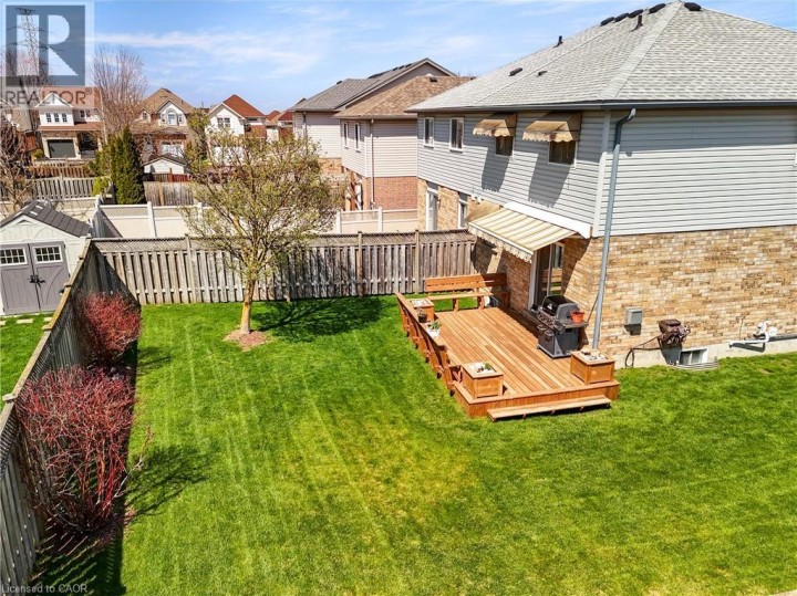 Photo 42 at 92 Snowdrop Crescent, Laurentian Hills / Country Hills W, Kitchener