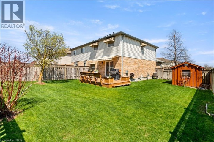 Photo 35 at 92 Snowdrop Crescent, Laurentian Hills / Country Hills W, Kitchener