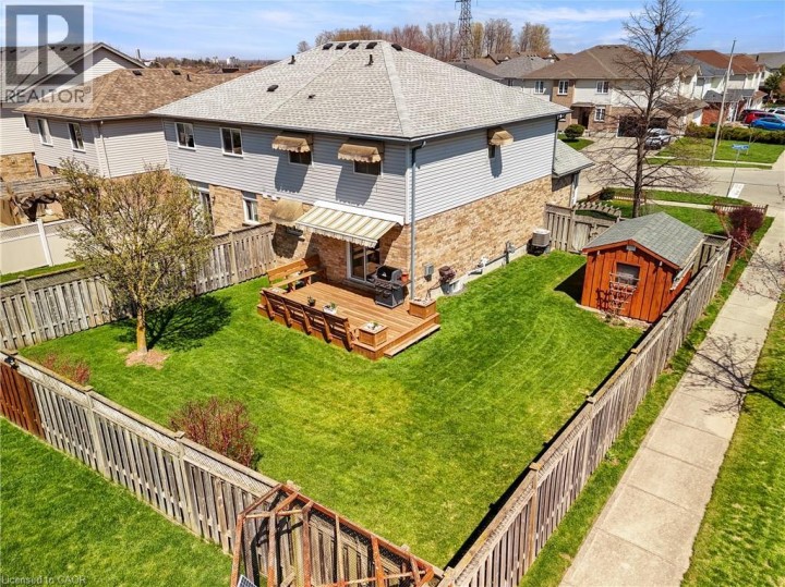Photo 41 at 92 Snowdrop Crescent, Laurentian Hills / Country Hills W, Kitchener