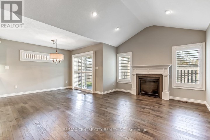 Photo 16 at 5 - 120 Southgate Parkway, St. Thomas