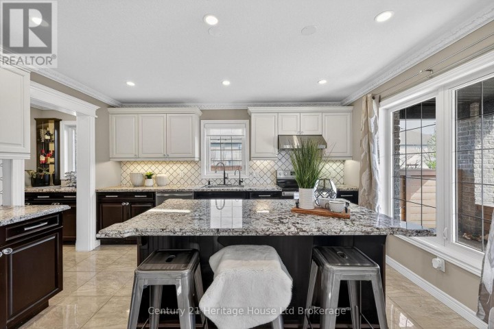 Photo 13 at 717 Normandy Drive, Woodstock - North, Woodstock