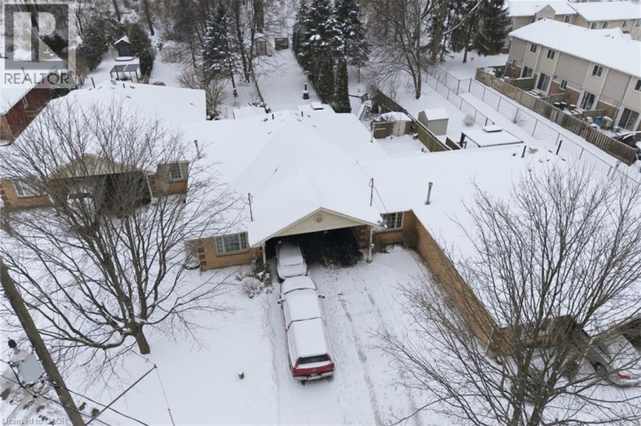 Photo 37 at 31 Galileo Boulevard, Terrace Hill, Brantford