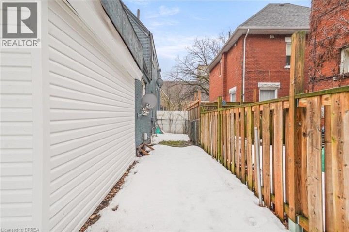 Photo 35 at 276 Dalhousie Street, East Ward, Brantford