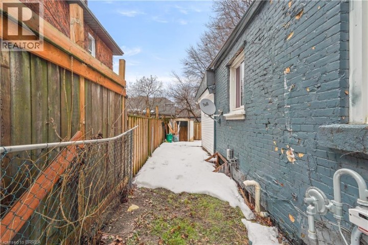 Photo 36 at 276 Dalhousie Street, East Ward, Brantford