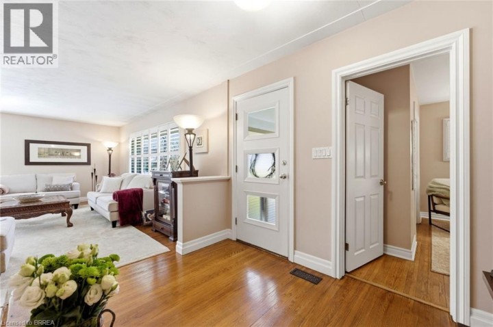 Photo 5 at 38 Franklin Street, Henderson, Brantford