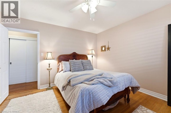 Photo 18 at 38 Franklin Street, Henderson, Brantford