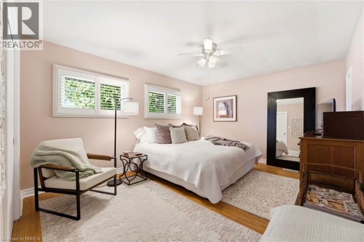 Photo 16 at 38 Franklin Street, Henderson, Brantford