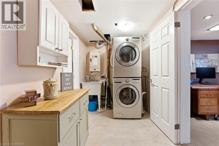 Photo 27 at 38 Franklin Street, Henderson, Brantford