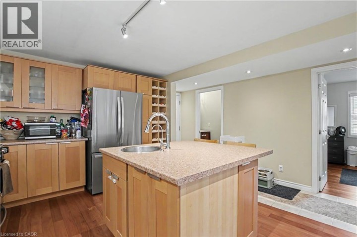 Photo 11 at 241 Guelph Avenue, Blackbridge / Fisher Mills / Glenchristie / Hagey / Silver Heights, Cambridge